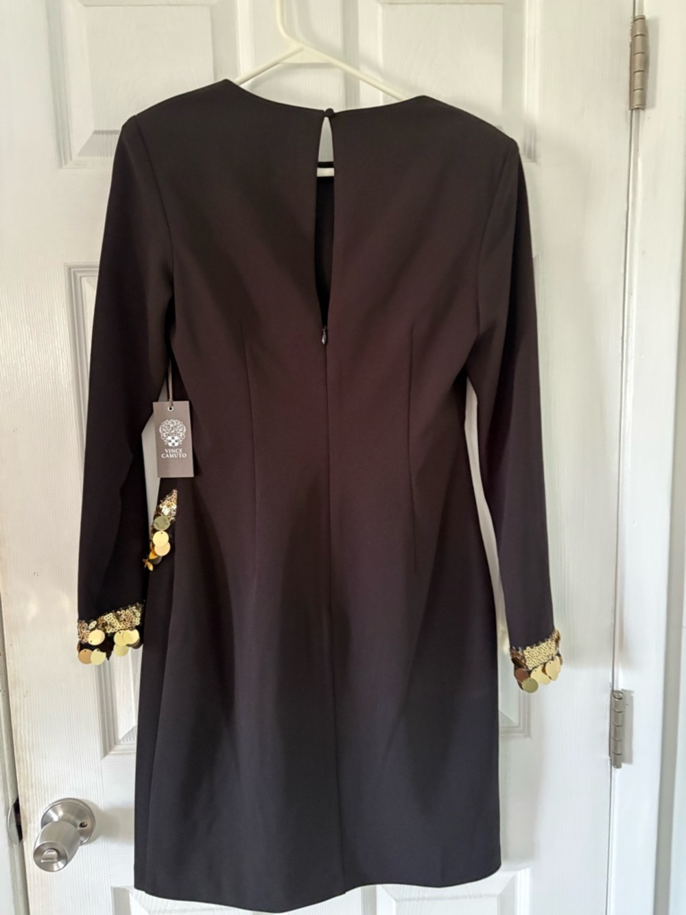 Vince Camuto Black Gold Sequin Mini Dress NWT Holiday Party NYE Size 8 - Picture 4 of 10